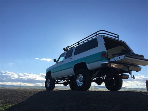 Classy Squarebody Chevy Suburban Off road & Overland Build