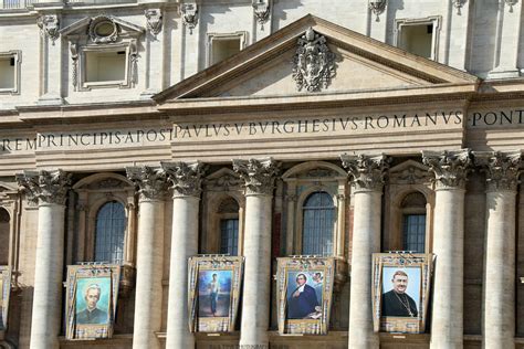 Old St. Peter's Basilica | History, Architecture & Events