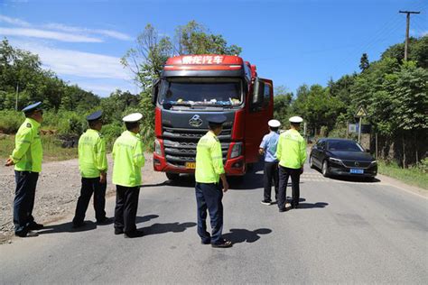 湖南桃源：多部门重拳出击 严厉整治工程运输车各类交通违法 看见湖南频道 华声在线