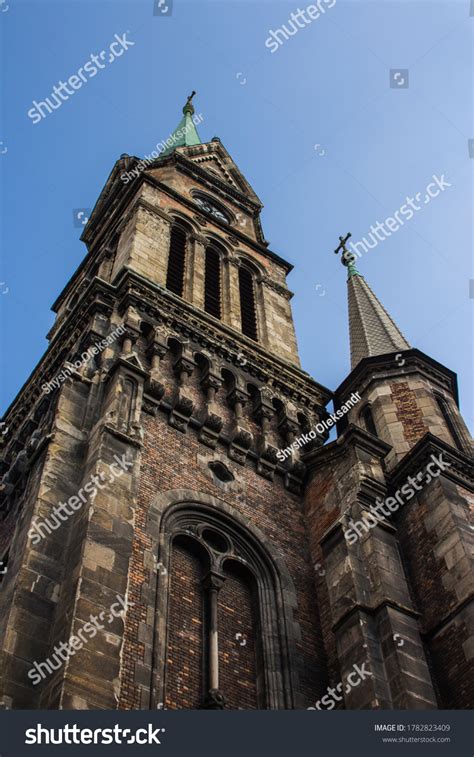 Bakaz Images, Stock Photos & Vectors | Shutterstock