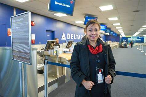 Delta Air Lines Employees Quietly Outshined The TSA During Government ...