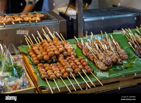 Bangkok Satay Street Stall Hi Res Stock Photography And Images Alamy