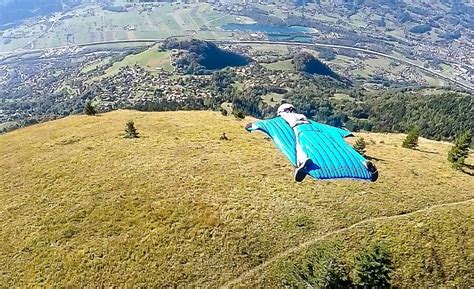 Tragedia Sul Monte Bianco Recuperato Il Cadavere Di Un Base Jumper