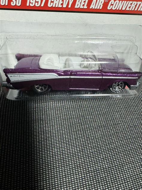 Yahoo オークション ホットウィール Hot Wheels 新品未開封 Che