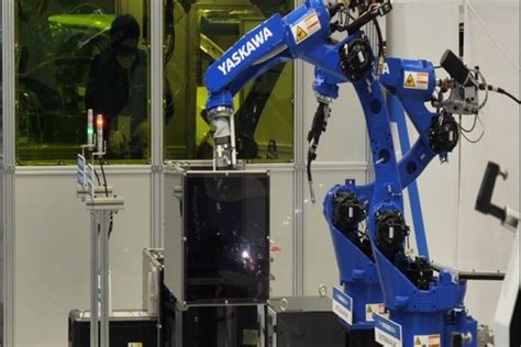 Japan Yaskawa Electric Company Introduces Latest Industrial Robot Technology