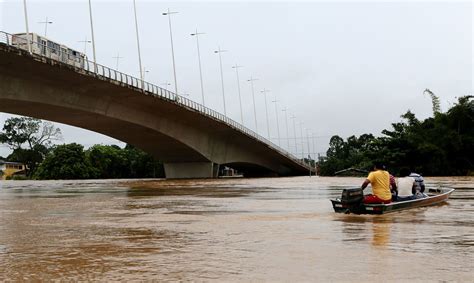 Rio Branco decreta situação de emergência devido à cheia do Rio Acre