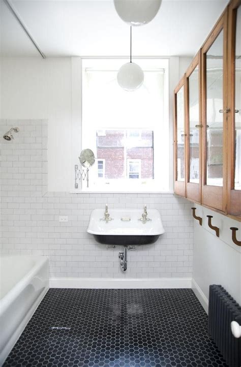 A Brownstone In Brooklyn Reborn Cottage Bathroom Bathroom Design