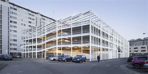 Parking silo au cœur du grand parc CoCo architectureCoCo architecture