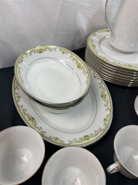 Contemporary Noritake Fine China Set - Sunrise Estate Services Ltd