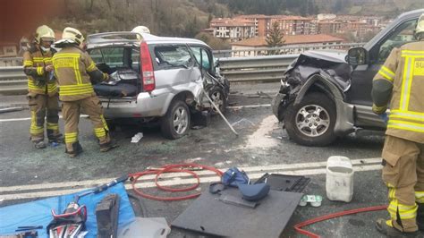 Crecen un 20 las víctimas en accidentes de tráfico en Euskadi