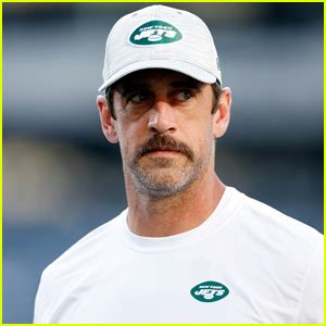 Aaron Rodgers Shares First Statement After Getting Injured in First ...