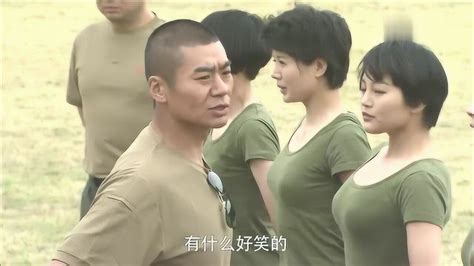 特种兵之火凤凰：女兵厉害了，竟然能踢进去球，让人大开眼界腾讯视频