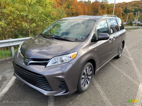 Predawn Gray Mica 2020 Toyota Sienna LE AWD Exterior Photo 135735911