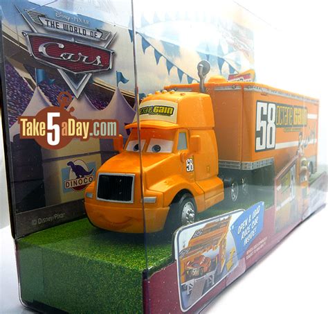 Take Five a Day » Blog Archive » Mattel Disney Pixar Diecast CARS ...