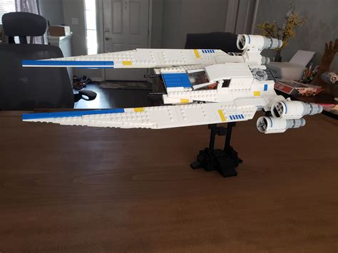 Minifigscale U Wing : r/legostarwars