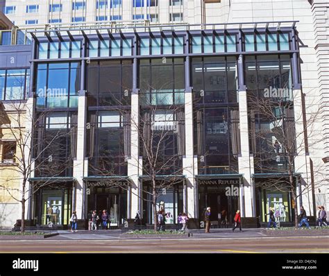 Banana Republic Store North Michigan Avenue Chicago Illinois United