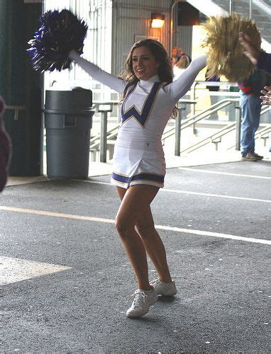 washington cheerleaders | University of washington huskies, Cheerleading, Washington huskies