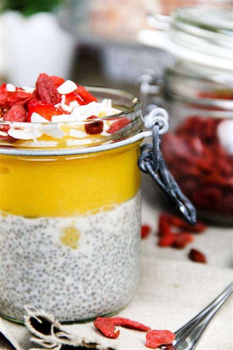 Pudding de chia à la purée de mangue SushOrganics