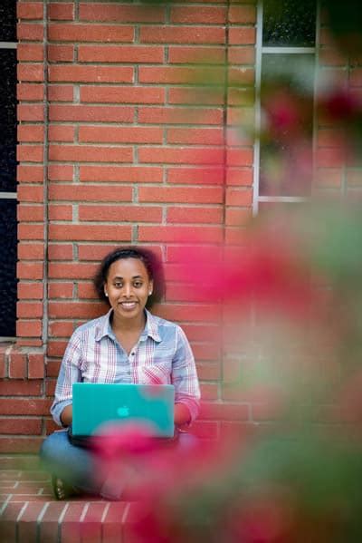 Discover La Sierra University La Sierra University