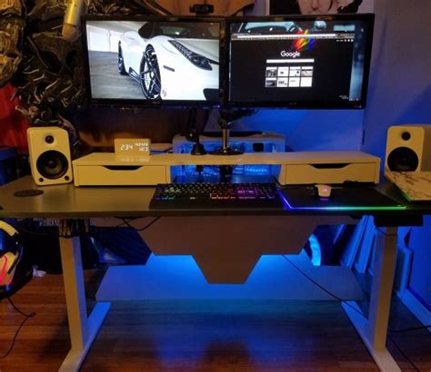 Why Should You Invest in Gaming Laptop Desks