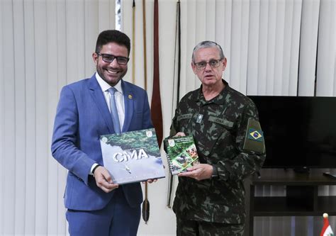 Governador Visita Comando Militar Da Amaz Nia E Agradece Apoio Do