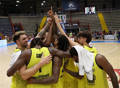 Basket Brescia Arriva Tortona Due Punti Da Agguantare Al Palaleonessa