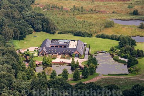 HollandLuchtfoto Bergen Luchtfoto Oude Baan