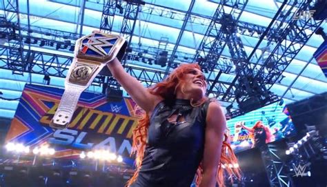 Becky Lynch Returns To Wwe At Summerslam Replaces Sasha Banks And Wins