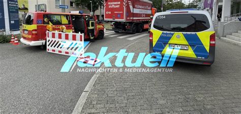 Chlorgasaustritt In Einem Schwimmbad Gro Einsatz Der Feuerwehr