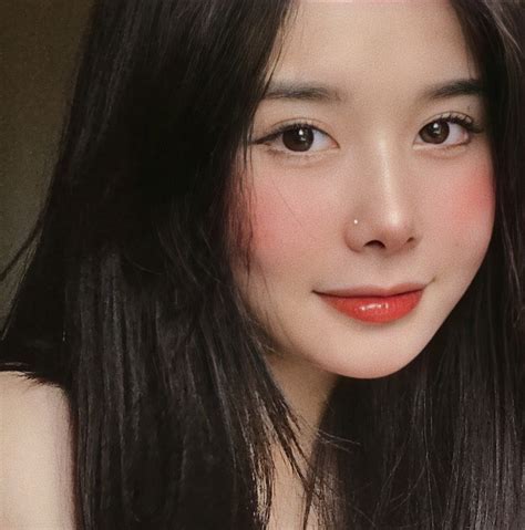 Ng Ng Ng V I V P Trong Veo C A Hot Girl Nh Th Ch A Tr N Tu I B O D N Tr