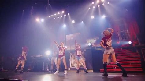 ランナ・ウェイ Beni Red Live Tour 2013 Youtube