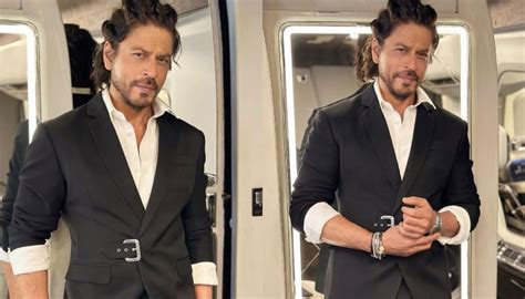 Shah Rukh Khan flaunts new look to celebrate 'Jawan’s success