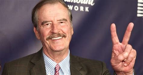 Al Grito De Traidor Mexicanos Reciben A Vicente Fox En Phoenix