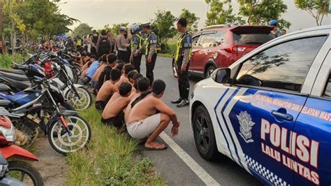 Polres Kediri Amankan Puluhan Motor Saat Ajang Balap Liar Manfaatkan