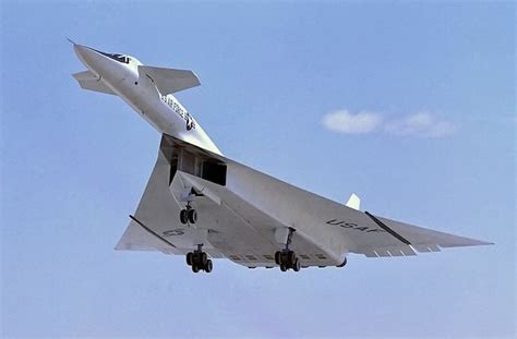 Italeri North American XB-70 Valkyrie 1:72 - build - Scale Modelling Now