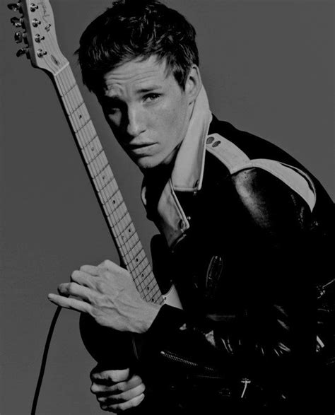 Eddie with a guitar...so cool | Эдди редмэйн