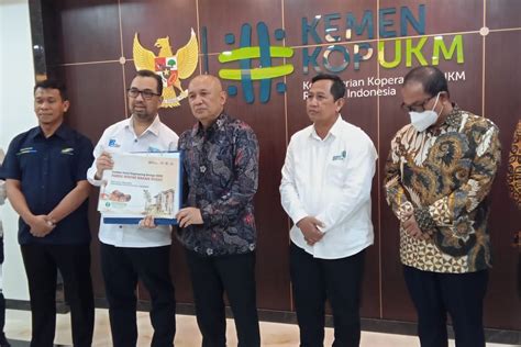 Menkop Ukm Optimistis Pembangunan Pabrik Minyak Makan Merah Dimulai