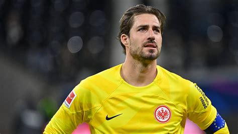 Eintracht Frankfurt Kevin Trapp Gibt Frust Interview Nach Bremen Remis