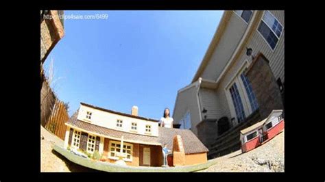 PIONEERS SQUASHED 19 Y O Goddess Destroys Their Tiny Farm MOV Amateur Soles Giantess And