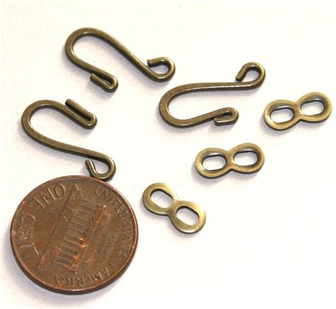 30 Sets Of Antique Brass Clasp Flat Hook And Eye Clasps 18x9mm Etsy