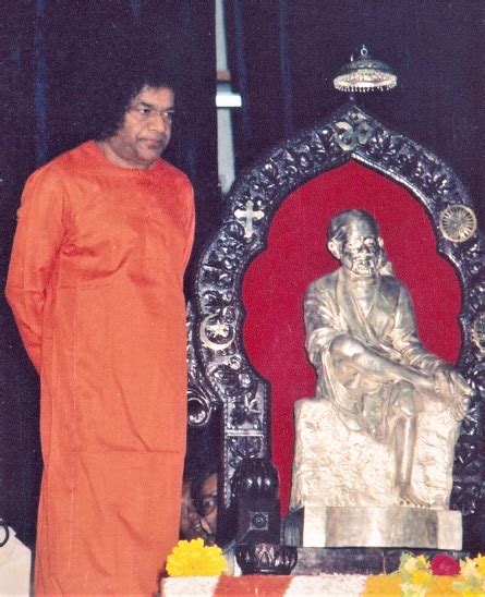 Sathya Sai With Students Sri Sathya Sai On Shirdi Sai Baba Actions