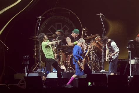 Red Hot Chili Peppers inicia etapa de 2023 na América Latina show esgotado em San José