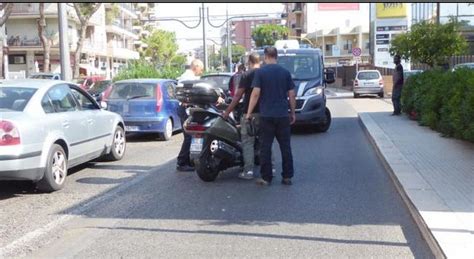 Schianto Tra Scooter E Jeep In Ospedale Maresciallo Della Finanza