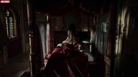 El Cid nude pics página 1