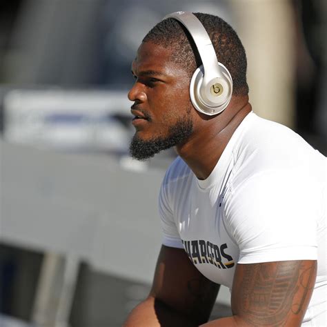 Denzel Perryman Injury: Updates on Chargers LB's Pectoral and Return ...