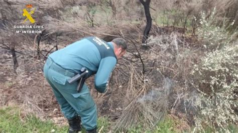 As Sorprendi La Guardia Civil A Una Mujer Que Intentaba Provocar Un