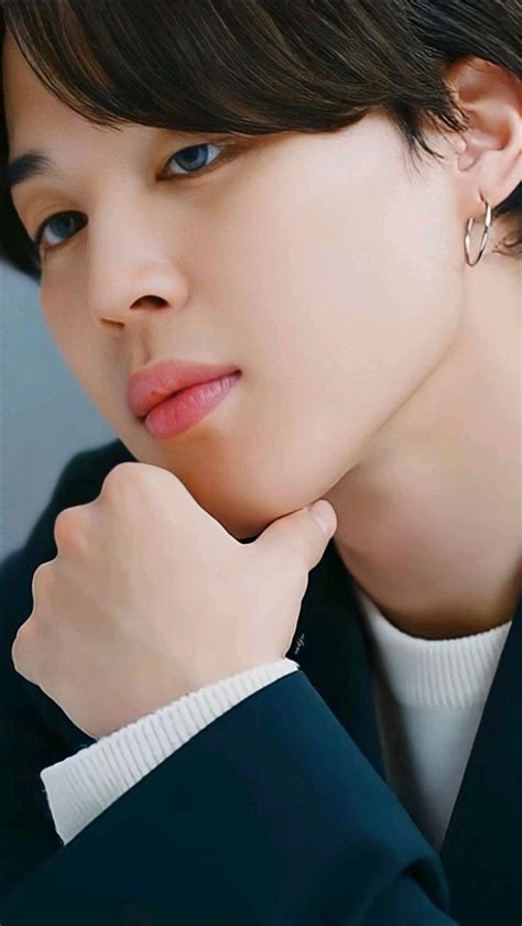 Pin De Em Bts Seokjin Celebridades Coreanas Kim Seokjin