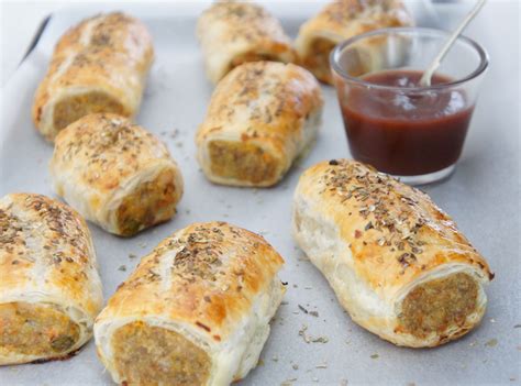 Easy Homemade Sausage Rolls recipe-image
