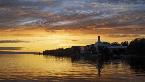 A Look at the Remarkably Versatile Tamron 35-150mm f/2-2.8 Di III VXD ...