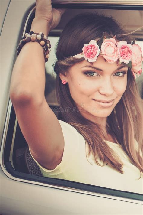 33 396 Photos De Jeune Fille Hippie Photos De Stock Gratuites Et